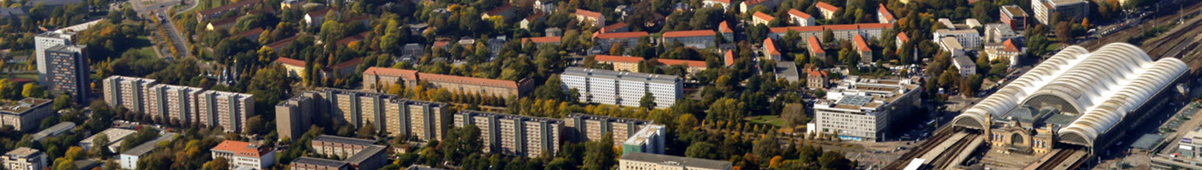 Auf einem Luftbild ist der Dresdner Süden zu sehen, im Vordergrund der Hauptbahnhof und die Budapester Straße.