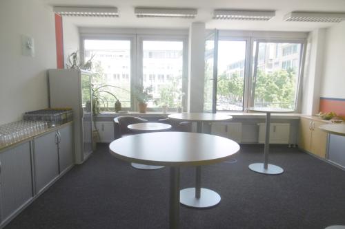 Empfang / Wartebereich (1. OG)