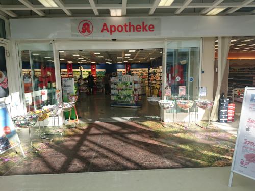 Apotheke im real,-