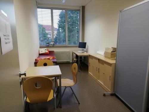 Arztzimmer (EG - E.16)