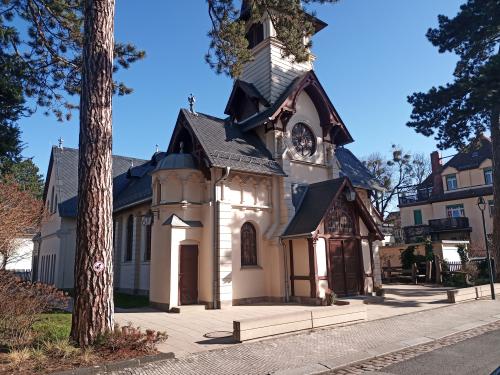 Ev.-Luth. Kirche Weißer Hirsch