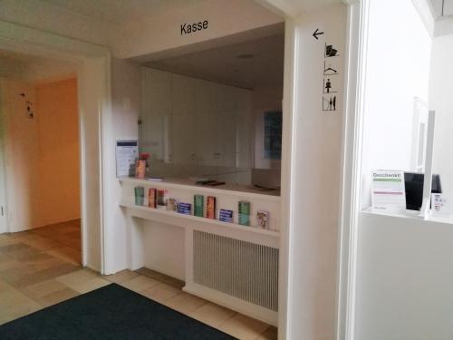 Kasse Hauptgebäude (EG rechte Seite)