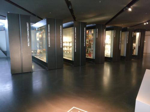 Ausstellungsbereich Krieg und Gedächtnis