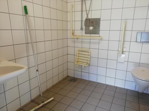 Rollstuhlgeeignete Dusche