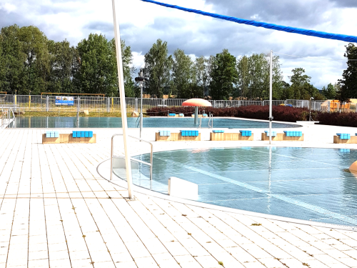 Nichtschwimmerbecken, Planschbecken