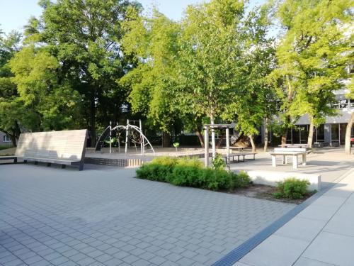 Pausenhof / Spielplatz