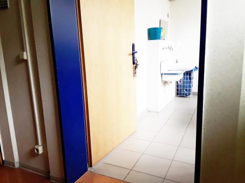 Rollstuhl-WC Haus C (EG)