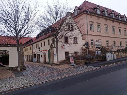 Neue Apotheke Altstrehlen