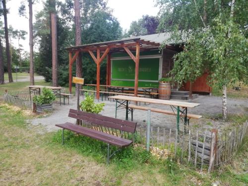 Imbiss "Noschi's Waldbaddiele"