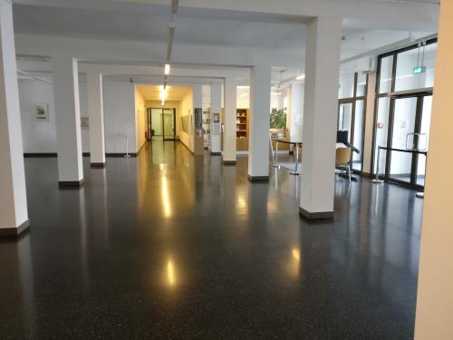 Foyer mit Kasse