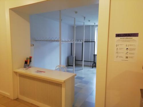 Garderobe Hauptgebäude (EG rechte Seite)