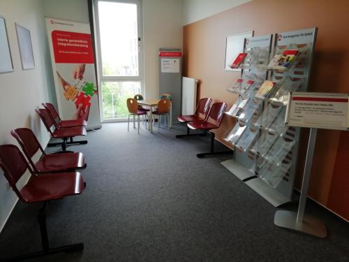 Wartebereich 1 (2. OG)