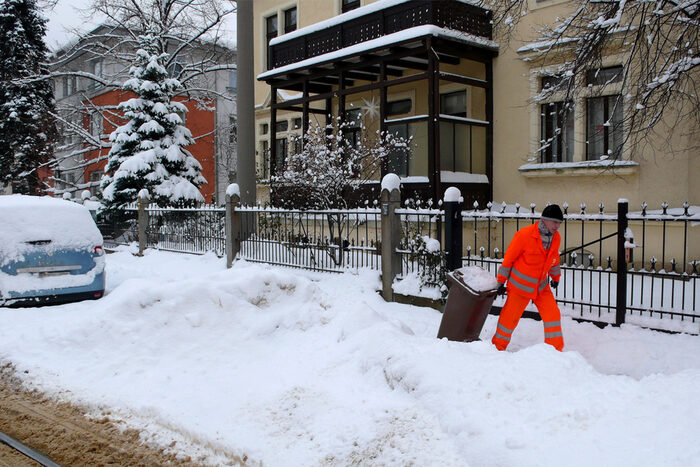 Abfallentsorgung im Schnee