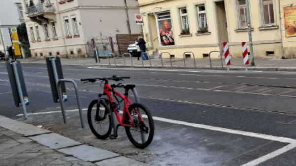 Radbügel Warthaer Straße 