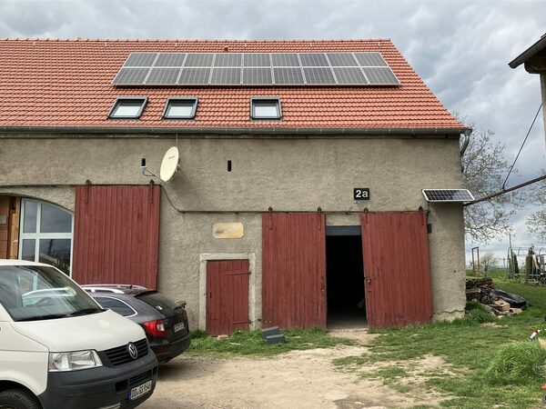 Photovoltaik-Anlage auf einem Scheunendach