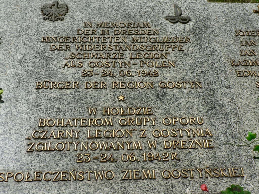 Neuer Katholischer Friedhof Dresden: Ein Gedenkstein erinnert an die Gostyner Opfer des Nationalsozialismus