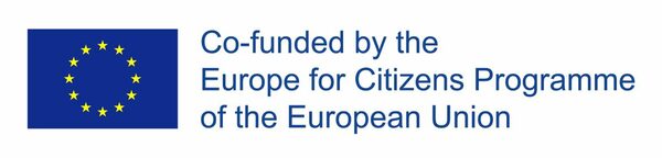 EU-Förder-Logo mit der EU-Sternen auf blauem Untergrund und der Aufschrift "Co-funded by the Europe for Citizens Programme of the European Union