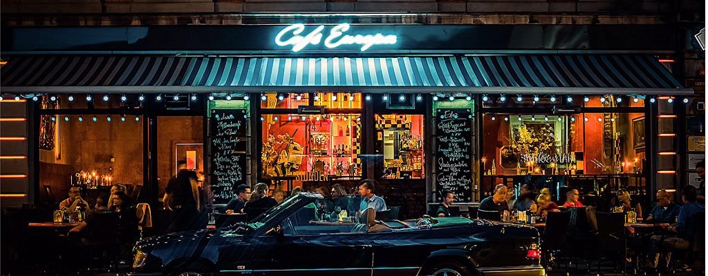 immer offen: das Cafe Europa in Dresden