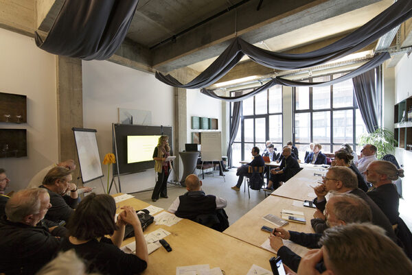 Study Visit der Arbeitsgruppe Kreativwirtschaft bei Neonworks Dresden