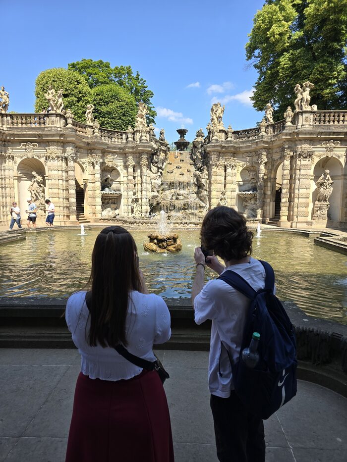 Teilnehmende des Austausches beim Besuch der Stadt Dresden