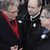 Menschenkette in Dresden, der Bischof von Coventry Dr. Cocksworth im Gespräch mit Bürgermeister Hilbert und Bundesinnenminister de Maizière