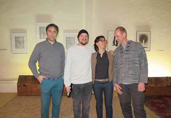 2016: Gruppenfoto mit KünstlerInnen aus Salzburg, Hamburg und Straßburg 2016 in Dresden