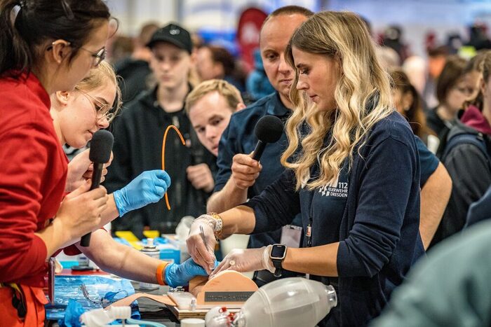 An den Skillstationen können sich alle Besucher selbst ausprobieren.