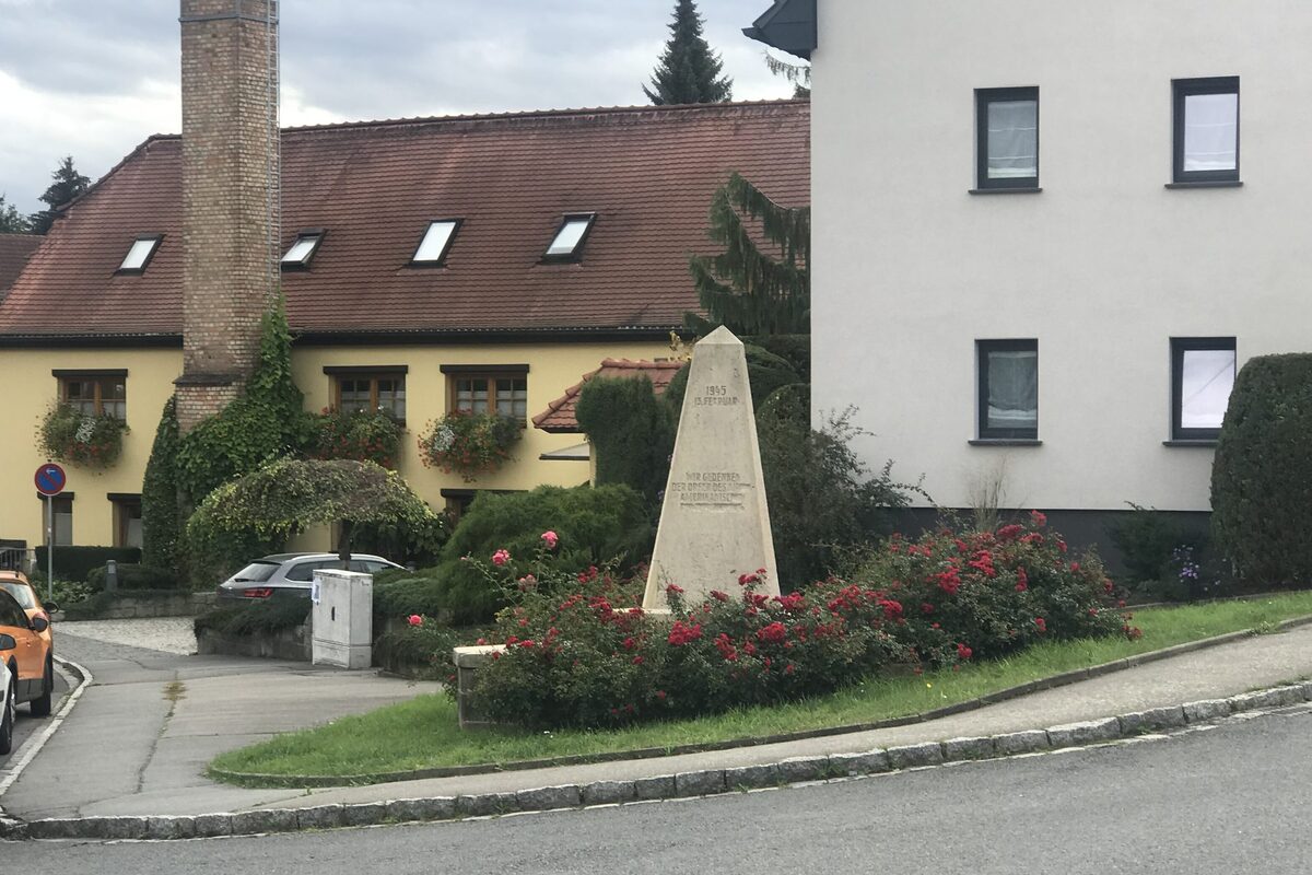 Aufnahme Obelisk Oktober 2020.jpg