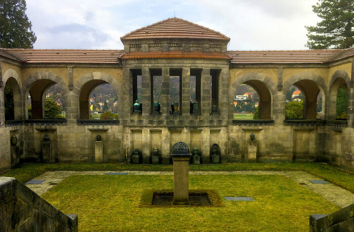 Tränenbrunnen Urnenhain Tolkewitz