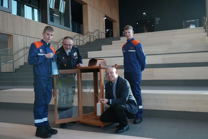 Friedenslicht im Stadtforum