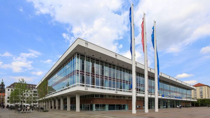 Zentralbibliothek Dresden, Aussenansicht