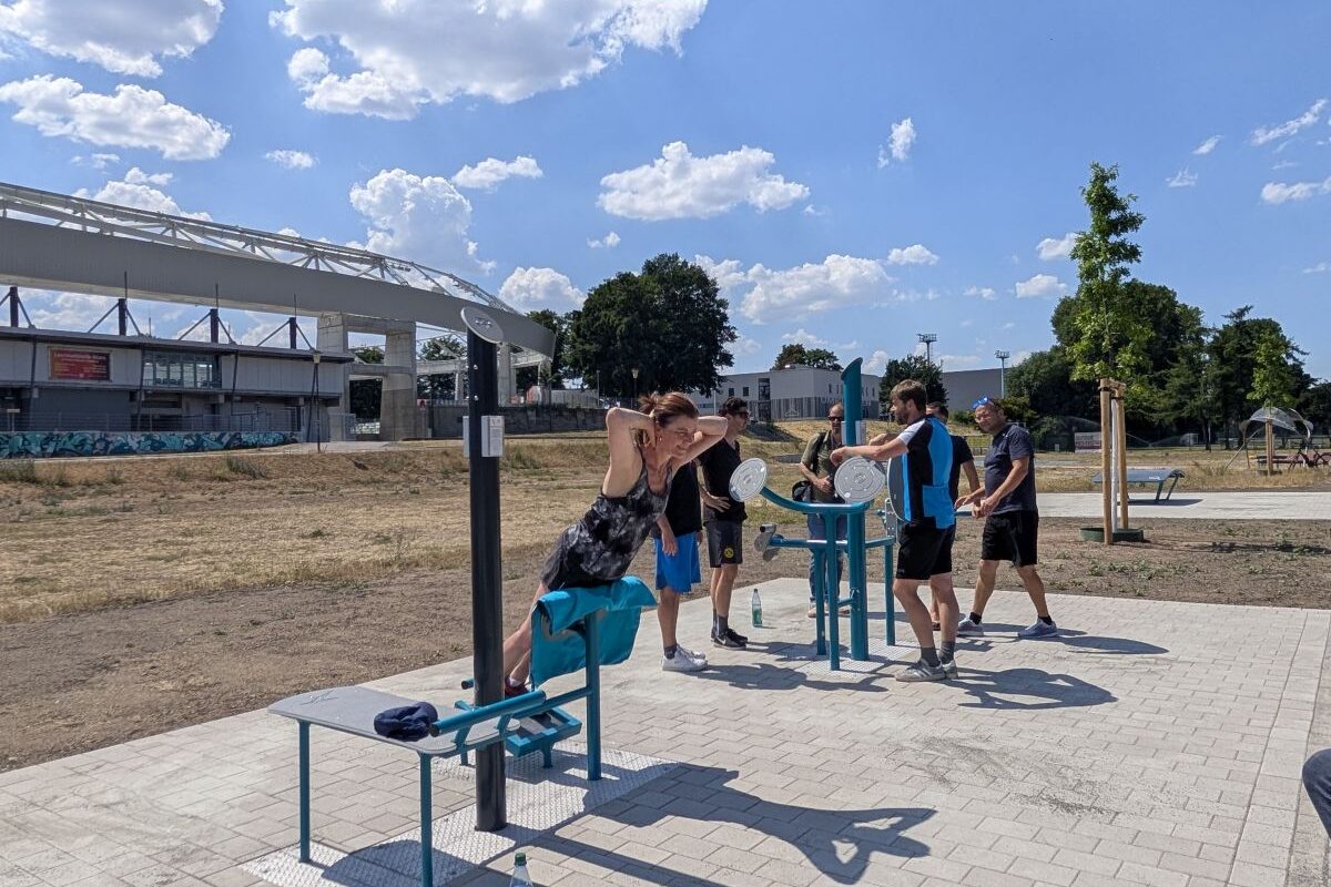 neue Geräte bereichern den Sportpark Ostra