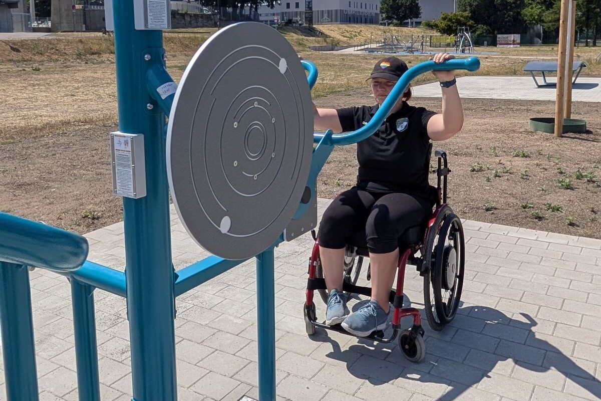 neue Geräte bereichern den Sportpark Ostra