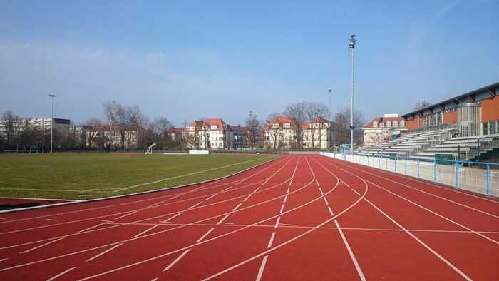 400-Meter-Profi-Laufbahn im Sportzentrum Bodenbacher Straße