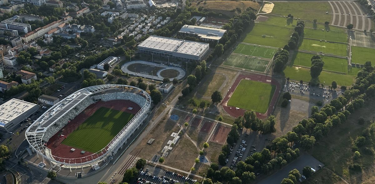 Sportpark Ostra an der Pieschener Allee mit zahlreichen Sport-, Spiel- und Bewegungsmöglichkeiten