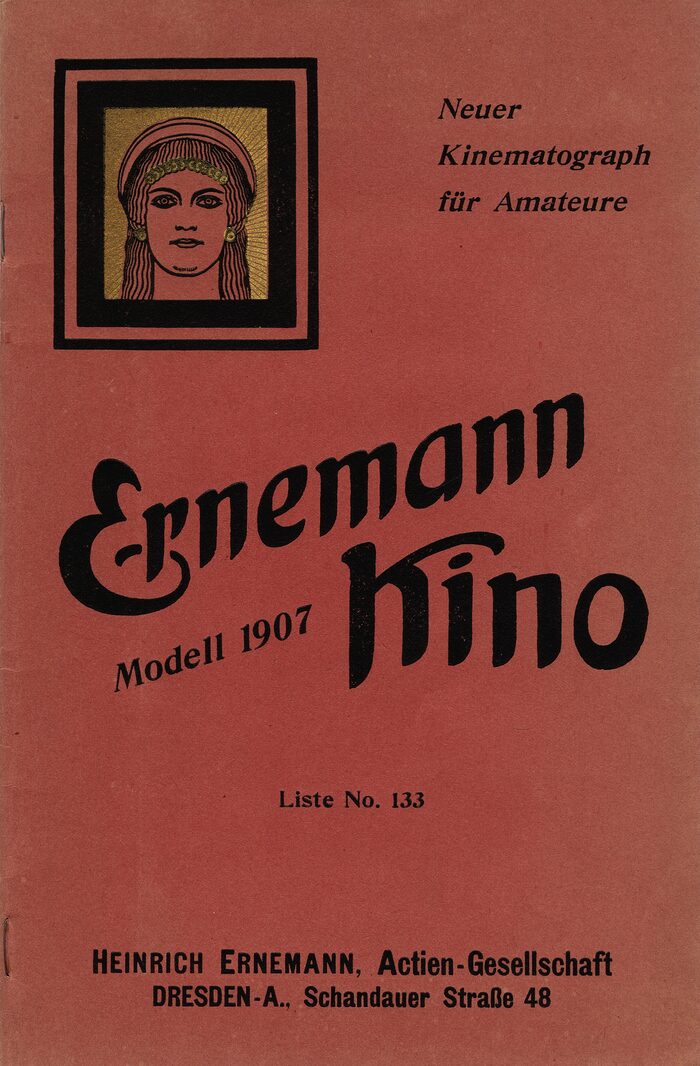 Titelbild von einer Werbebroschüre der Firma Ernemann aus dem Jahr 1907