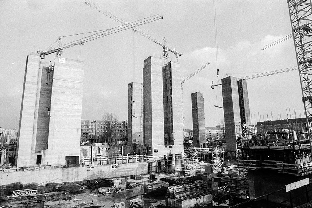 Aufbau des World Trade Centers, 1993