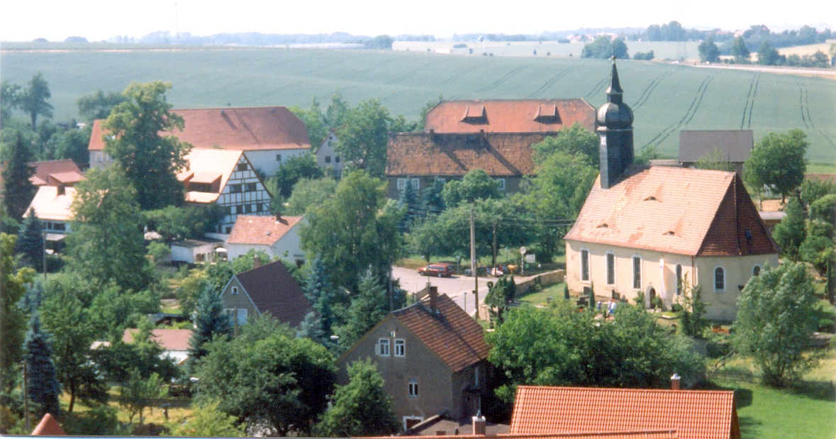 Unkersdorf ist ein Ortsteil der Ortschaft Gompitz