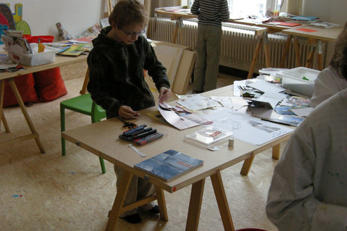 Foto zeigt Kinder bei der Projektvorbereitung