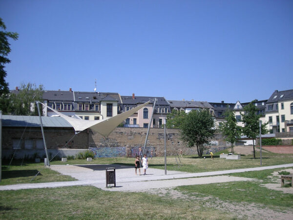 Bild zeigt den Spielplatz im Galvanohof