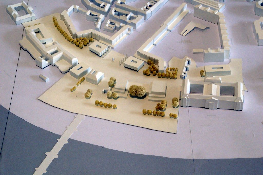 Im Bild ist ein Modell des Wettbewerbteilnehmers PFAU Architekten, Dresden zu sehen.