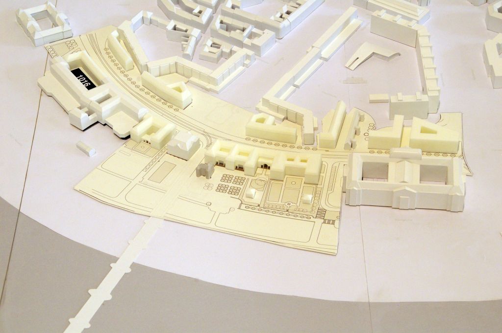  Im Bild ist ein Modell des Wettbewerbteilnehmers Architekt Andreas Weise Dresden zu sehen.