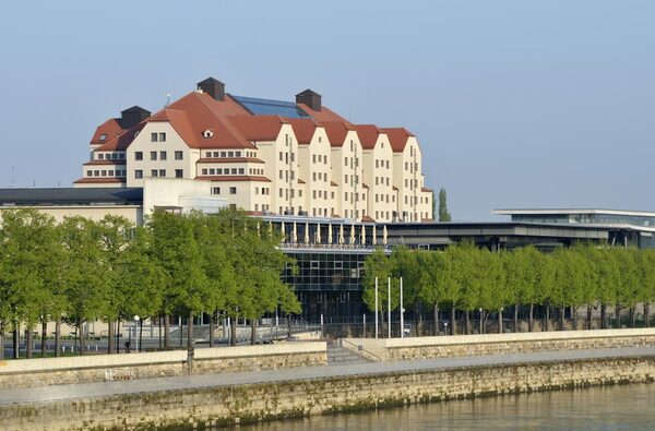 Gebäude Erlweinspeicher und Internationales Congress Center Dresden