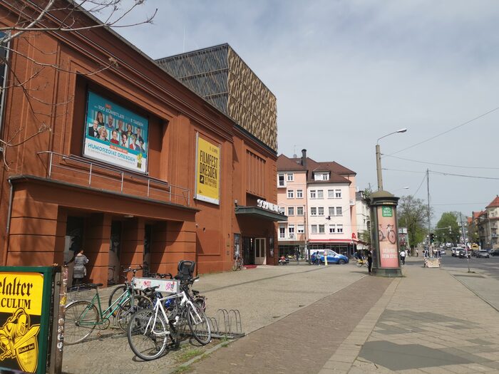 Platz vor der Schauburg