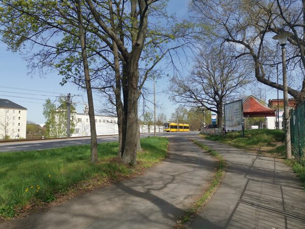 Rad- und Fußweg unterhalb der Meschwitzstraße