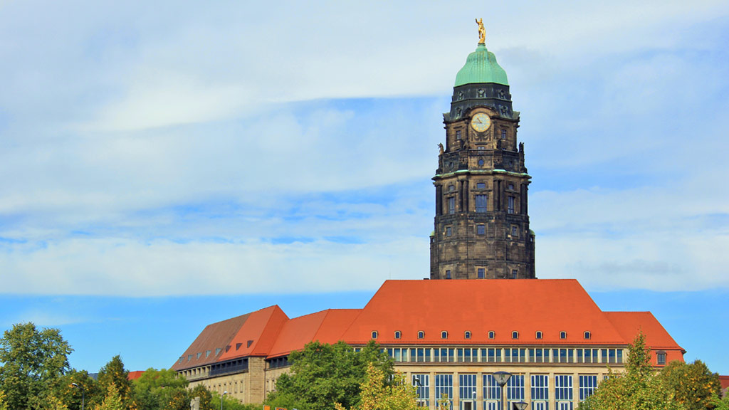 Das Dresdner Rathaus mit seinem Turm