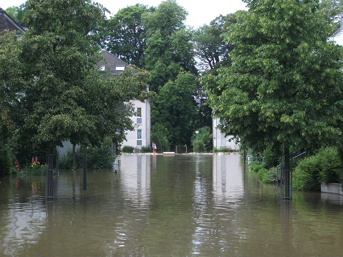 Wohnanlage Am Putjatinpark beim Elbe-Hochwasser im Juni 2013