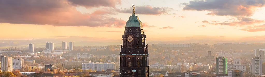 Turmspitze des Dresdner Rathauses mit dem "Goldenen Mann