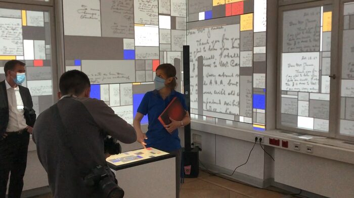 Moving art in the Piet Mondrian room of the Open Lab