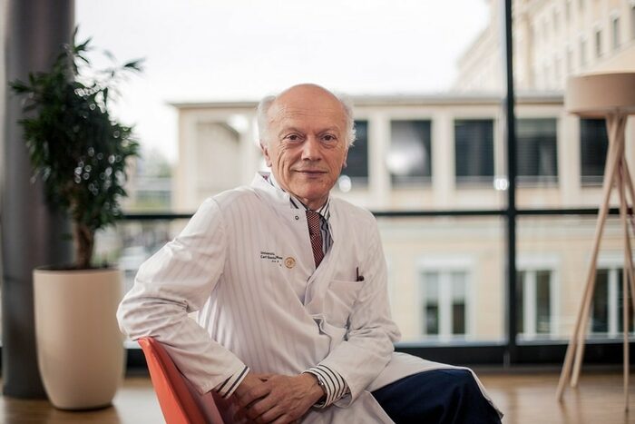 Prof. Gerhard Ehninger, co-founder of the German Bone Marrow Donor Center (DKMS) and founder of the Dresden-based company Cellex.